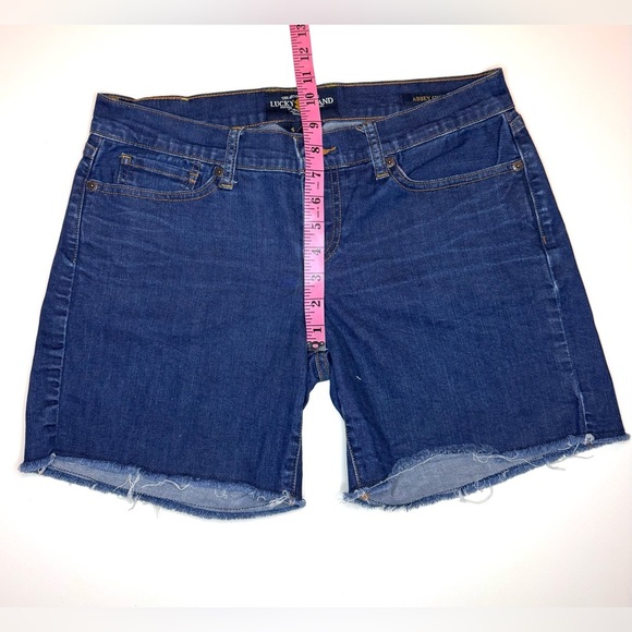 Lucky Brand Women’s Abbey Denim Short Size- 4/27 - Picture 3 of 6